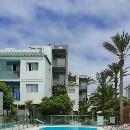 Ocean Sunset Bristol 코라레호